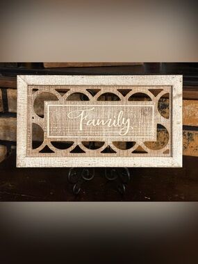 Rustic White 'Family' Cutout Wooden Wall Decor